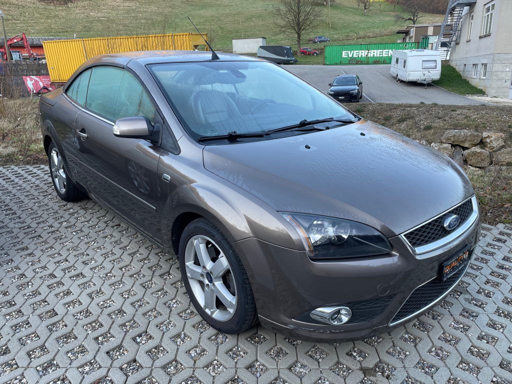 FORD FOCUS 2.0i 16V Titanum, Petrol, Second hand / Used, Automatic - 3