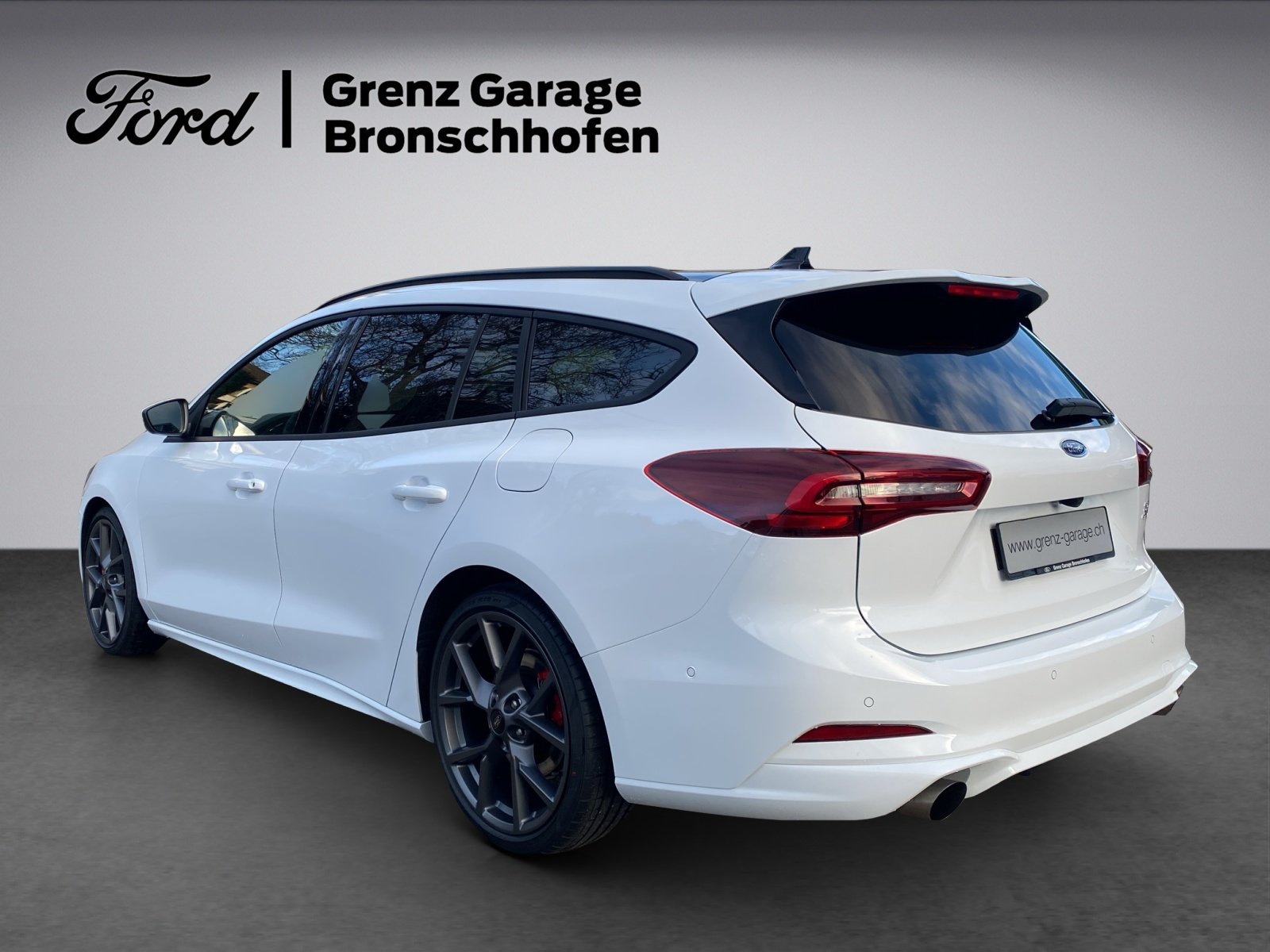 FORD Focus Station Wagon 2.3 EcoB ST X, Essence, Voiture nouvelle, Automatique - 3
