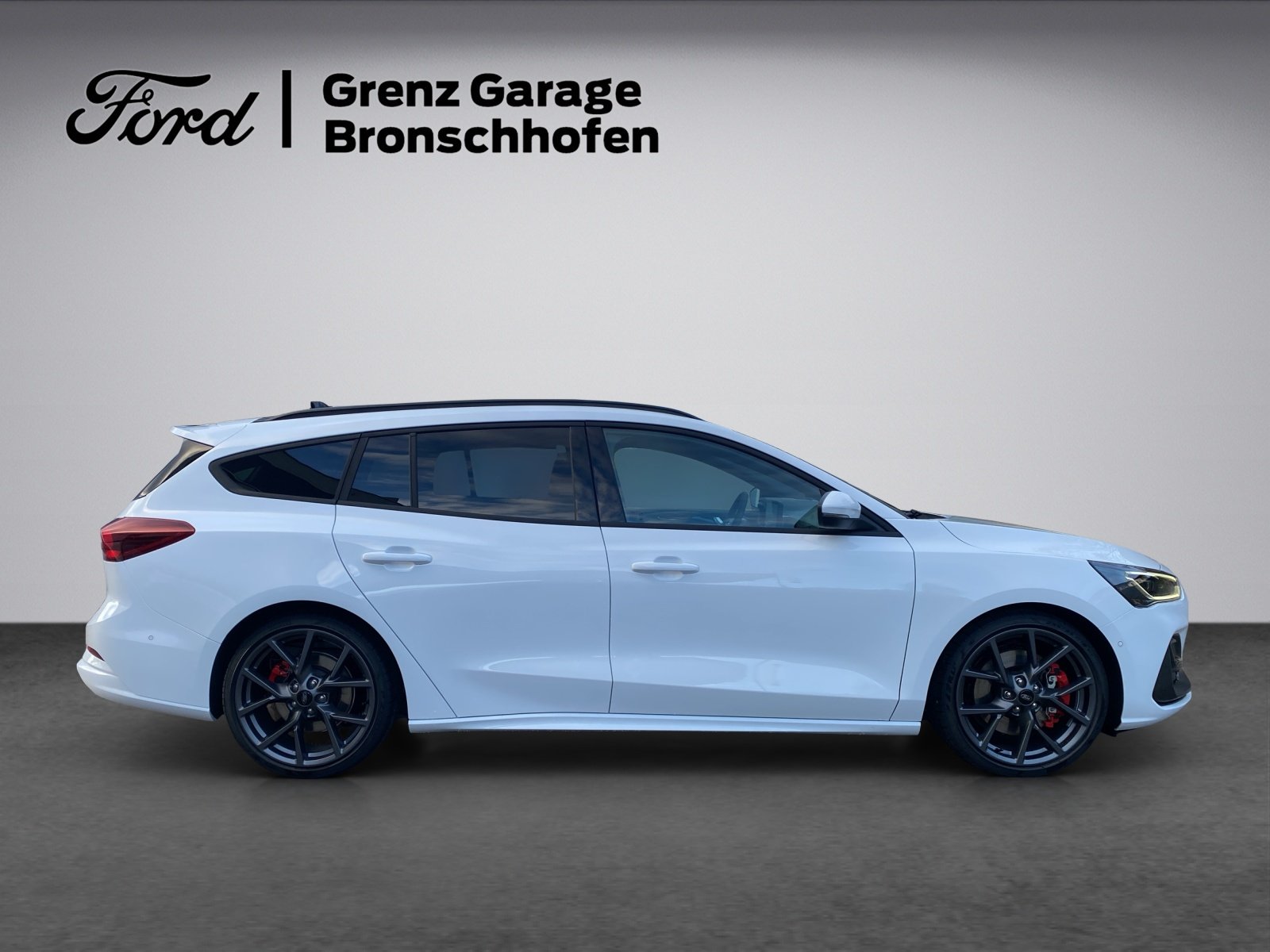 FORD Focus Station Wagon 2.3 EcoB ST X, Essence, Voiture nouvelle, Automatique - 7