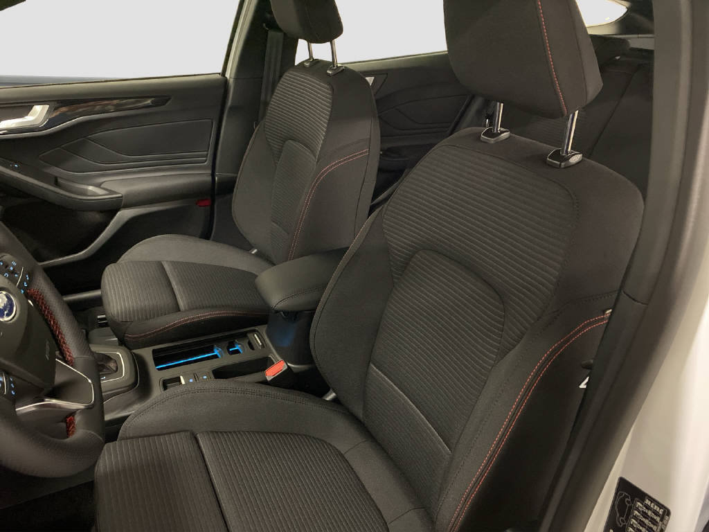 FORD Focus SW 1.0i EcoB Hybrid 155 ST-Line, Hybride Léger Essence/Électricité, Voiture nouvelle, Automatique - 6
