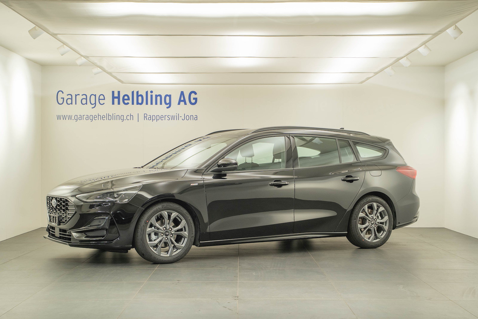 FORD Focus Station Wagon 1.0i EcoB Hybrid 155 ST-Line