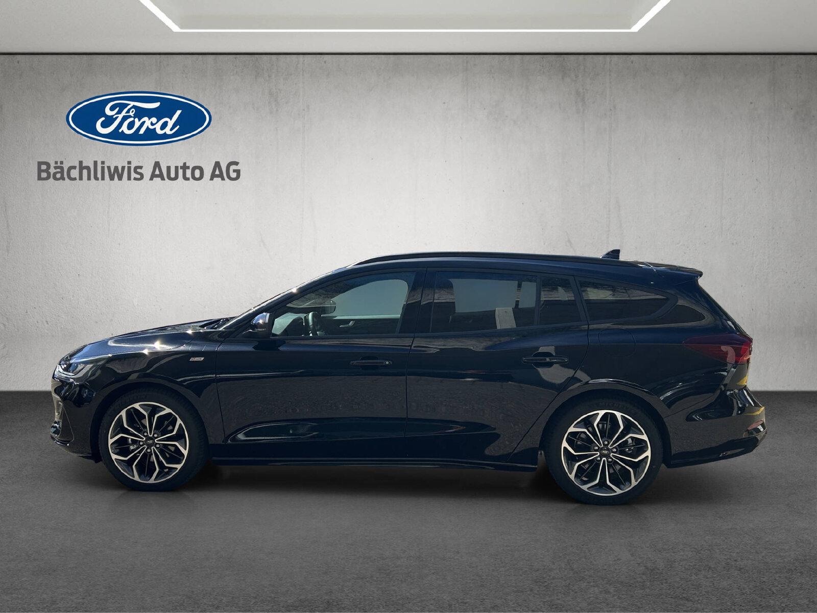 FORD Focus Station Wagon 1.0i EcoB Hybrid 155 ST-Line X, Mild-Hybrid Petrol/Electric, New car, Automatic - 2