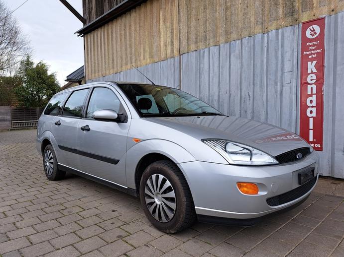FORD Focus 1.6i 16V Trend, Petrol, Second hand / Used, Manual