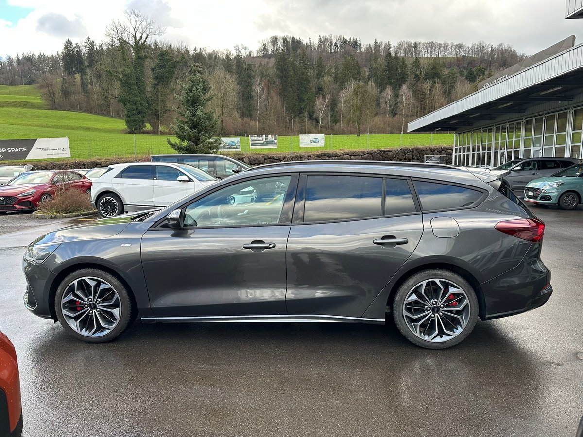 FORD Focus 1.0 MHEV ST-Line Style Automat, Mild-Hybrid Benzin/Elektro, Occasion / Gebraucht, Automatik - 4