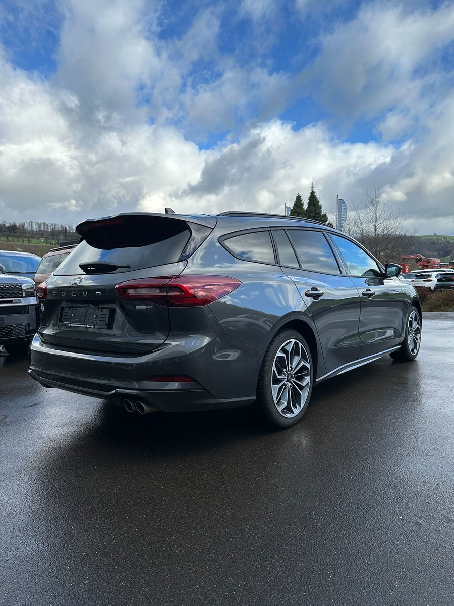 FORD Focus 1.0 MHEV ST-Line Style Automat, Mild-Hybrid Benzin/Elektro, Occasion / Gebraucht, Automatik - 7