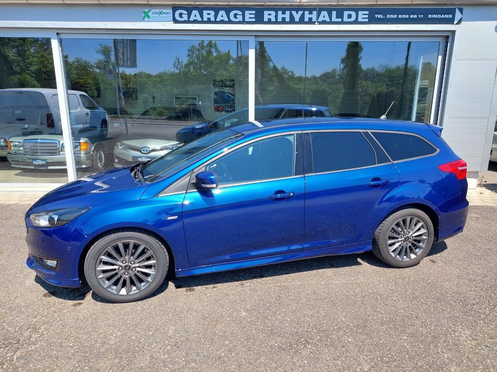 FORD Focus Station Wagon 1.0i EcoB 125 ST-Line