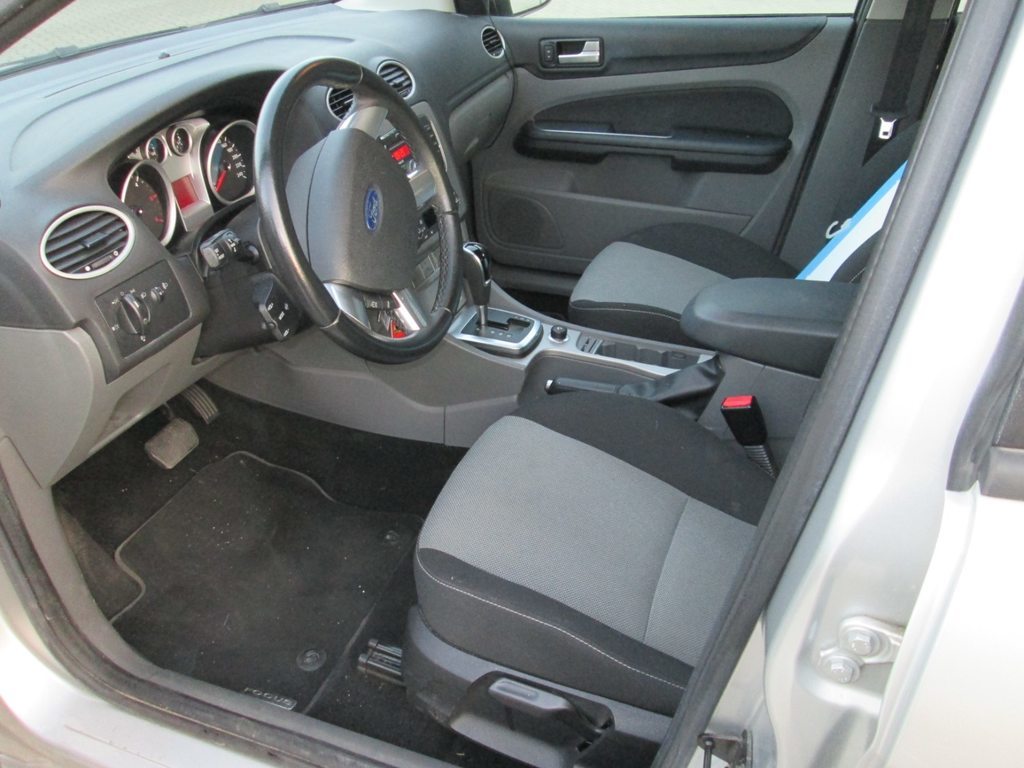 FORD Focus Kombi 2.0 16V TDCi Titanium FPS, Diesel, Occasion / Utilisé, Automatique - 7