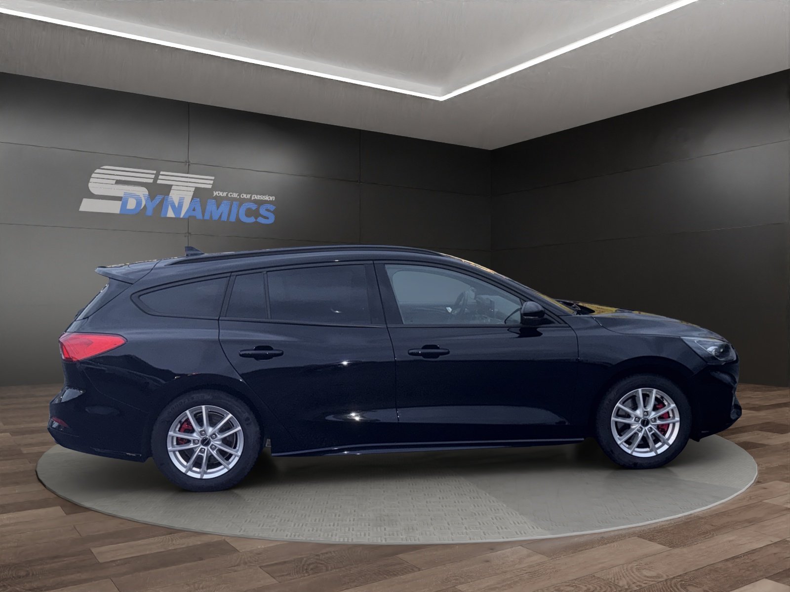 FORD Focus Station Wagon 1.5i EcoB SCTi 182 ST-Line X, Benzin, Occasion / Gebraucht, Automat - 7