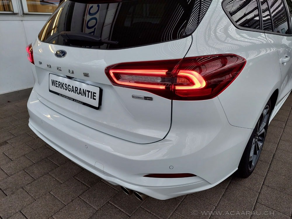FORD Focus 1.0 MHEV ST-Line X Automat / Video : https://youtu.be/, Mild-Hybrid Benzin/Elektro, Occasion / Gebraucht, Automatik - 7