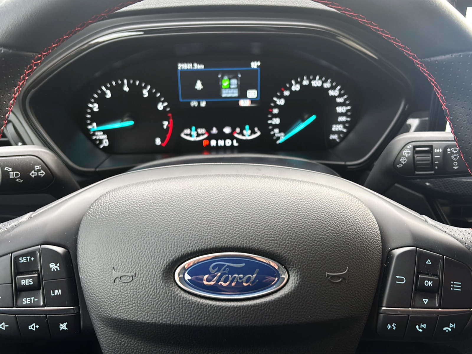 FORD Focus 1.0 MHEV ST-Line Automat, Mild-Hybrid Petrol/Electric, Second hand / Used, Automatic - 6