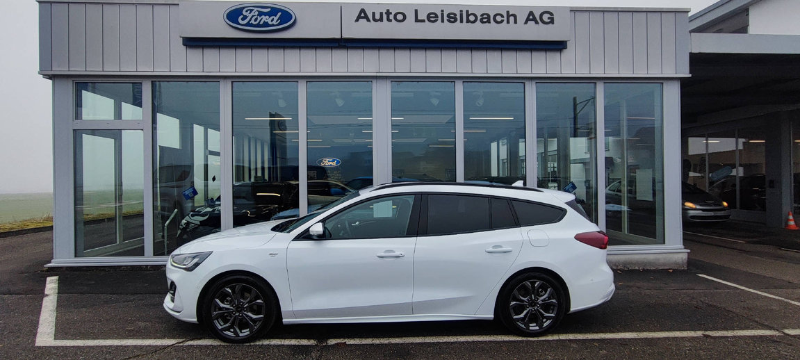FORD Focus Station Wagon 1.0imHEV ST-Line Automat, Mild-Hybrid Petrol/Electric, Second hand / Used, Automatic - 5
