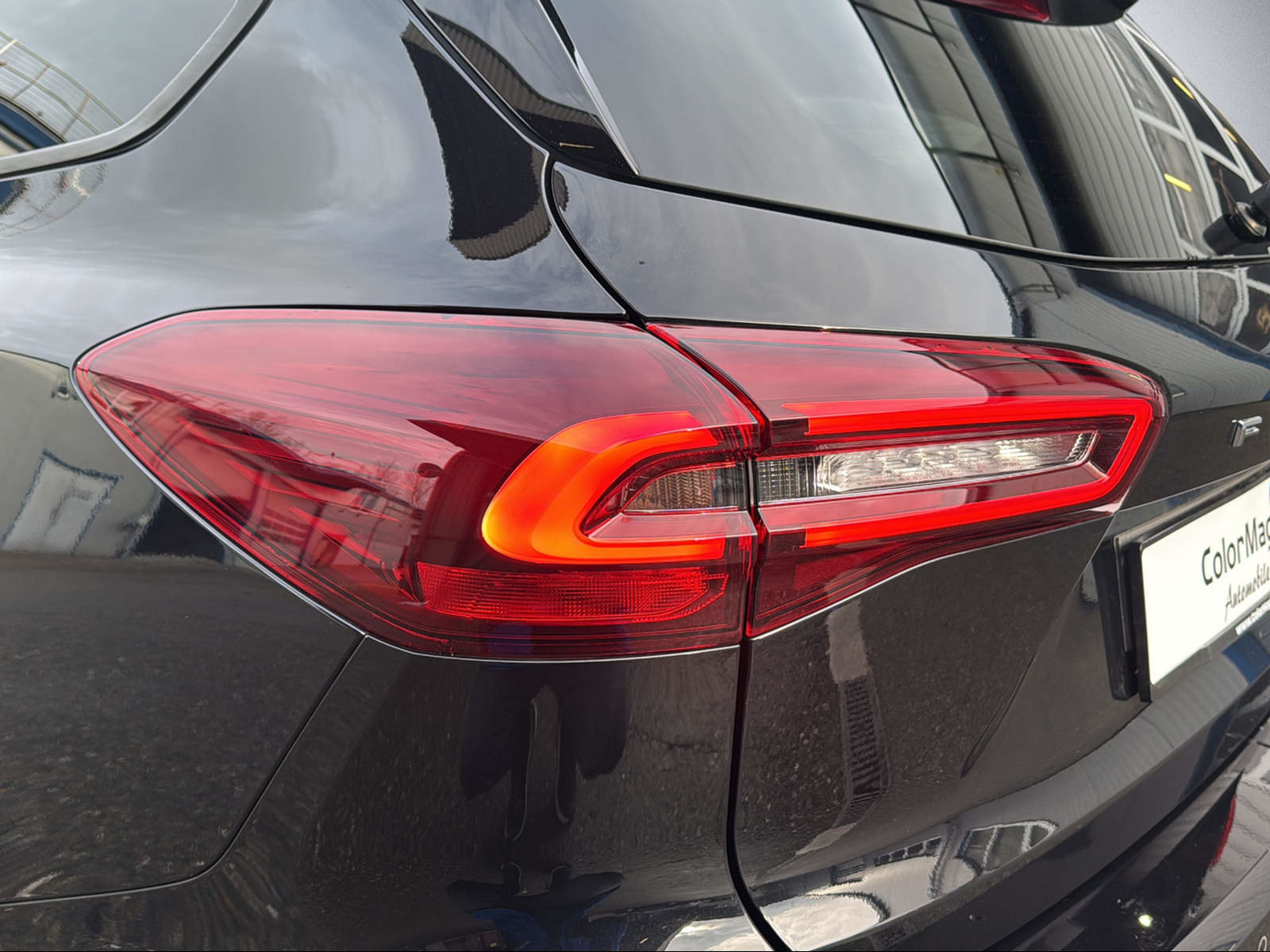 FORD Focus 1.0 MHEV ST-Line Automat, Hybride Léger Essence/Électricité, Occasion / Utilisé, Automatique - 5