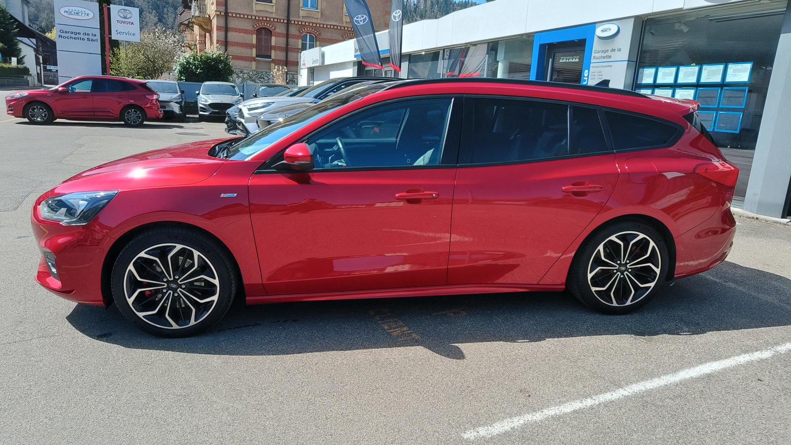 FORD Focus 1.0 mHEV ST Line X, Mild-Hybrid Petrol/Electric, Second hand / Used, Manual - 6