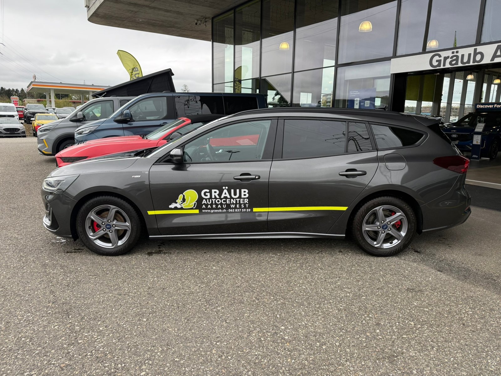 FORD Focus 1.0 MHEV ST-Line Vignale Automat, Mild-Hybrid Benzin/Elektro, Occasion / Gebraucht, Automatik - 4