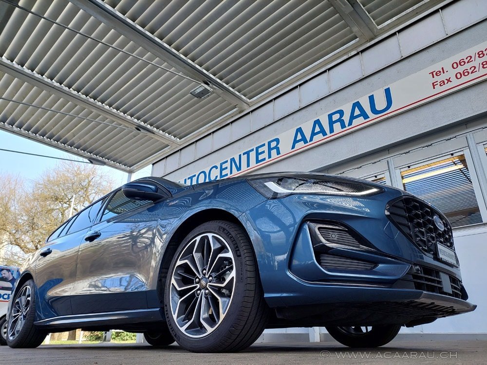 FORD Focus 1.0 MHEV ST-Line X Automat / Video : https://yout, Mild-Hybrid Petrol/Electric, Second hand / Used, Automatic - 2