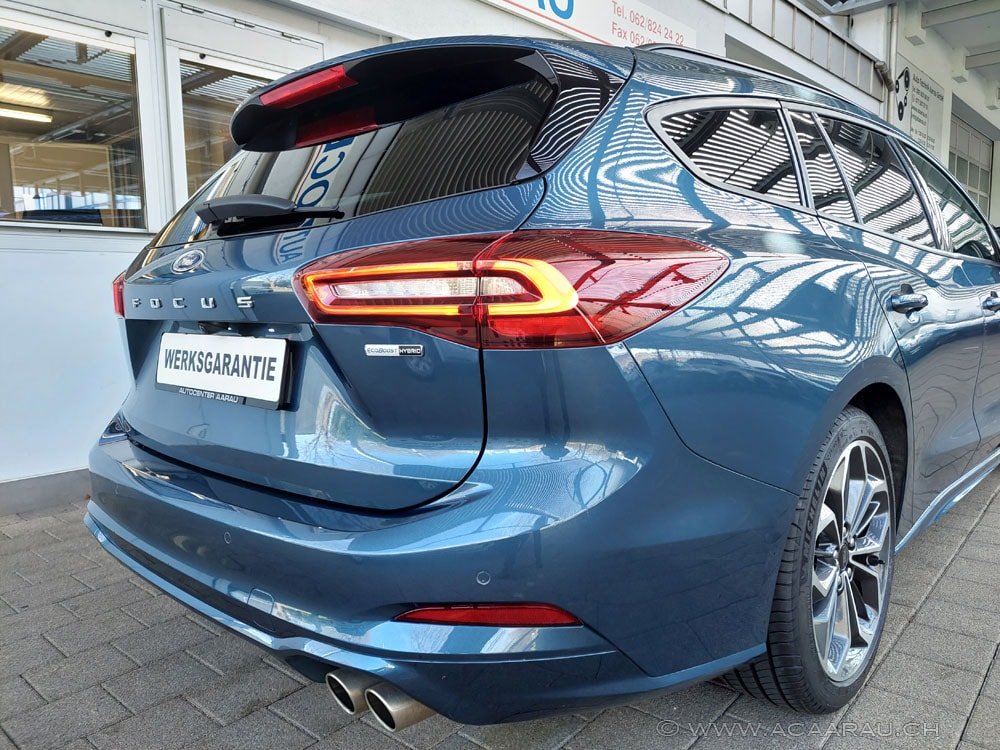 FORD Focus 1.0 MHEV ST-Line X Automat / Video : https://yout, Mild-Hybrid Petrol/Electric, Second hand / Used, Automatic - 7