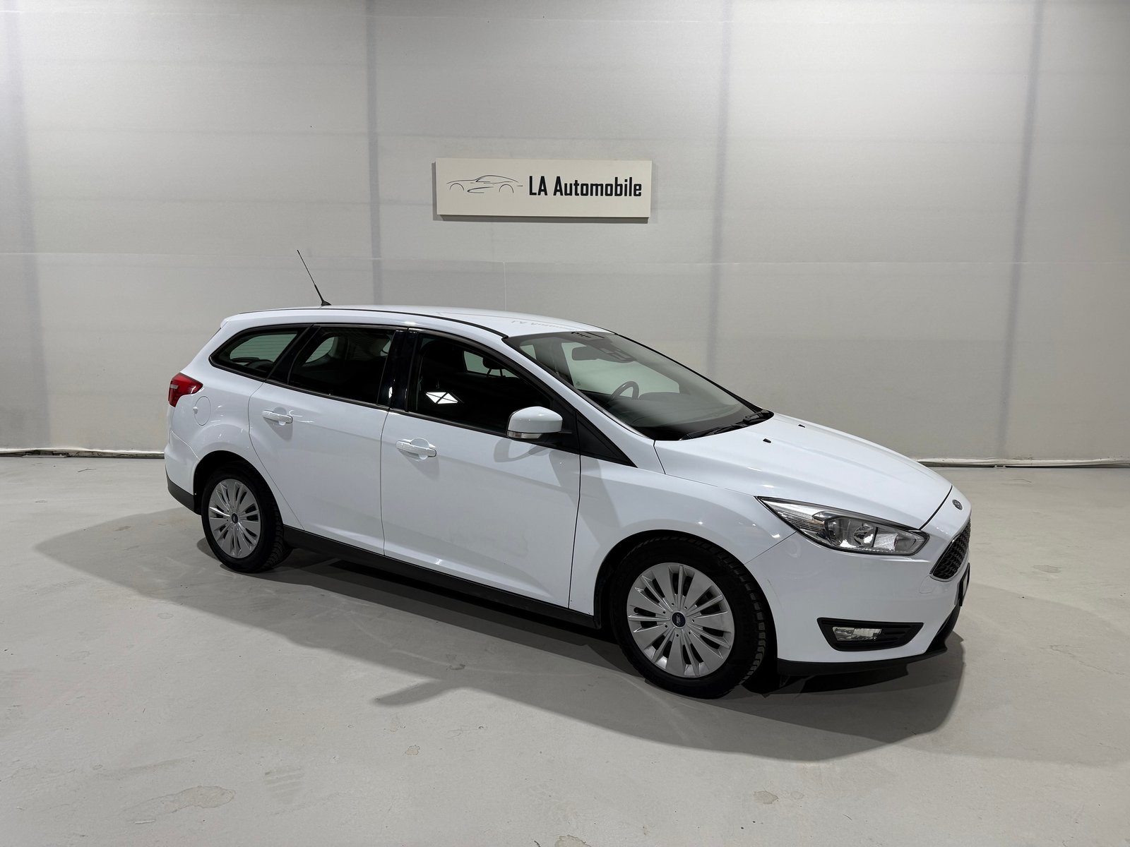 FORD Focus 1.5 TDCi Business PowerShift, Diesel, Occasion / Utilisé, Automatique - 6