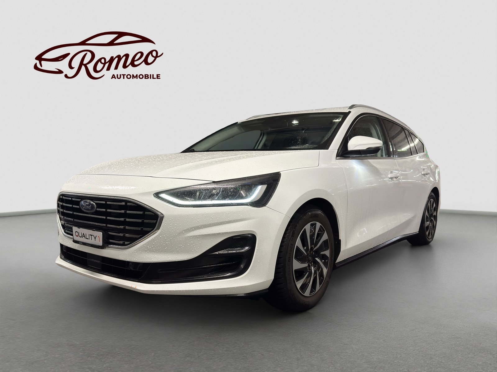 FORD Focus 1.5 TDCi Titanium Automatic ** Frisch ab MFK Ser