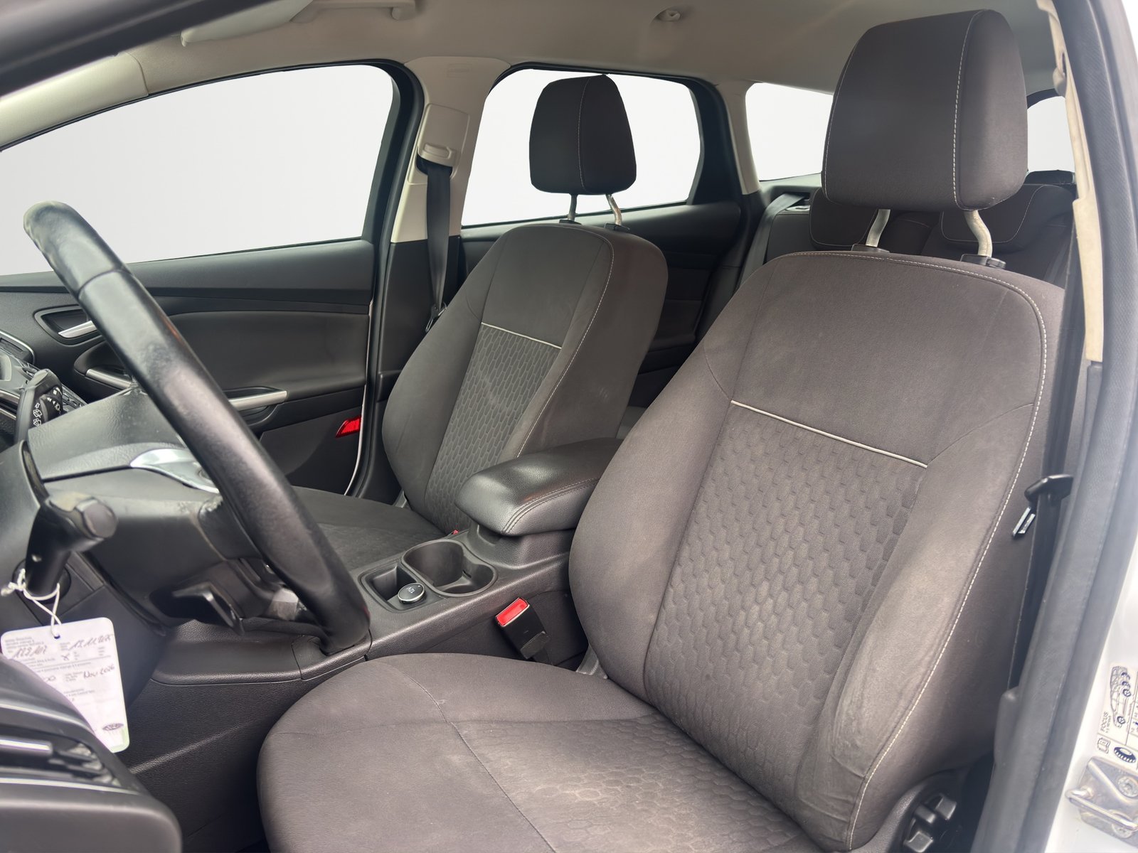 FORD Focus Station Wagon 1.0i EcoB 125 Winner, Benzin, Occasion / Gebraucht, Handschaltung - 6