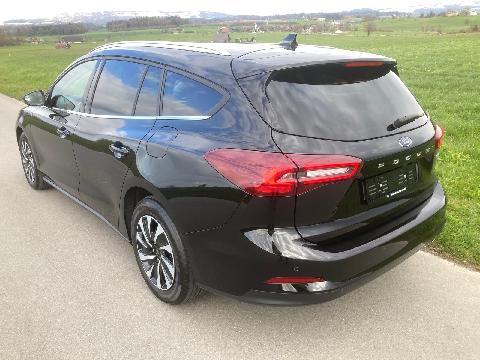 FORD Focus 1.0 MHEV Titanium X Automat, Hybride Léger Essence/Électricité, Occasion / Utilisé, Automatique - 4