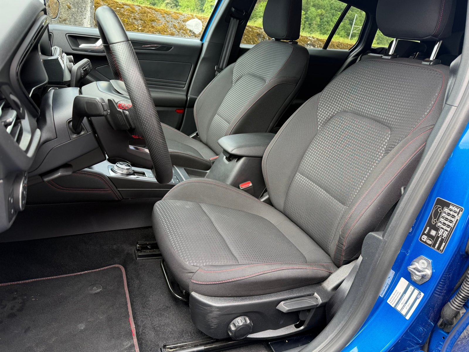 FORD Focus 1.0 SCTi ST Line X Automatic, Essence, Occasion / Utilisé, Automatique - 4