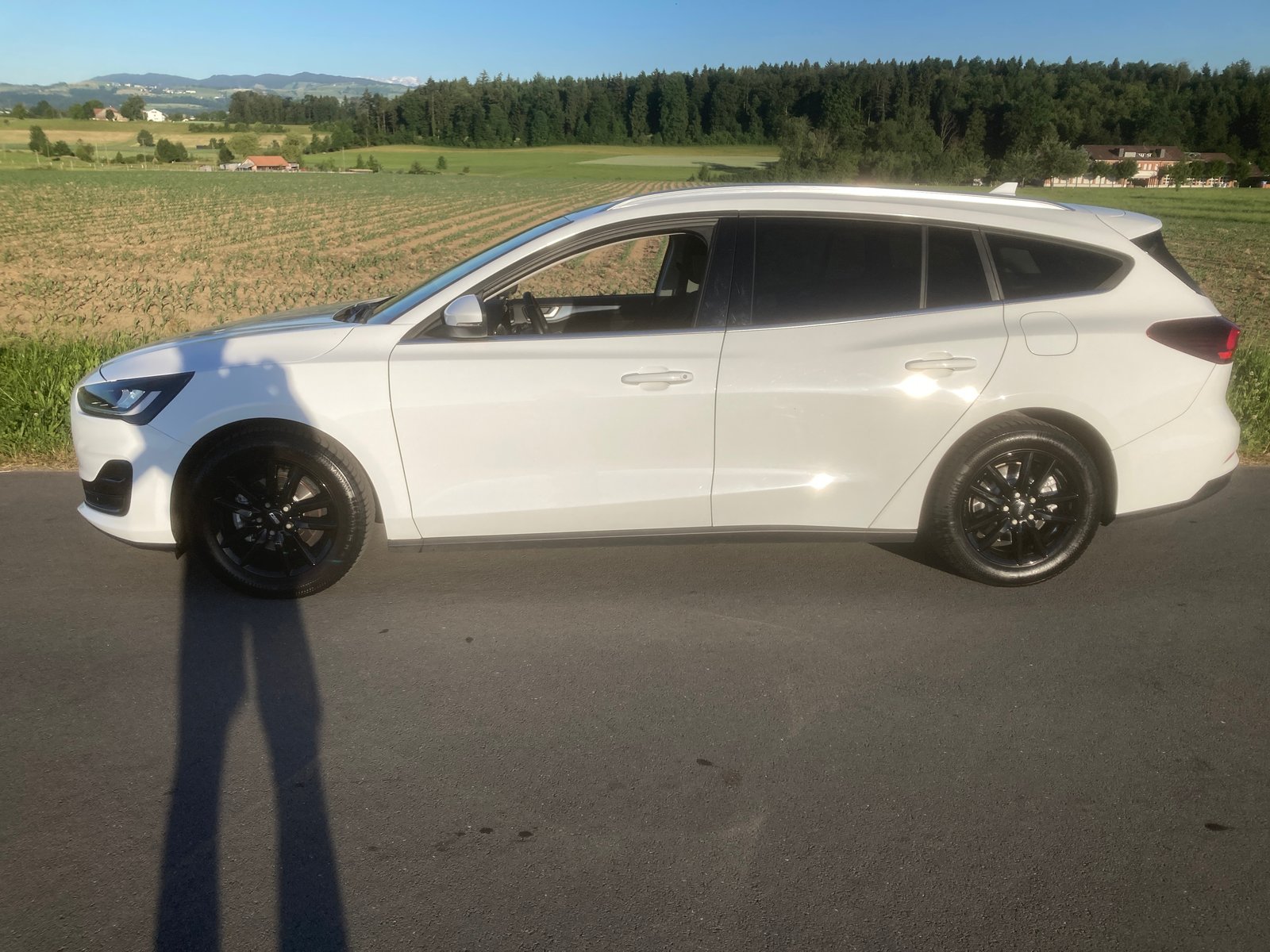 FORD Focus 1.0 MHEV Titanium X Automat, Mild-Hybrid Benzin/Elektro, Occasion / Gebraucht, Automatik - 5