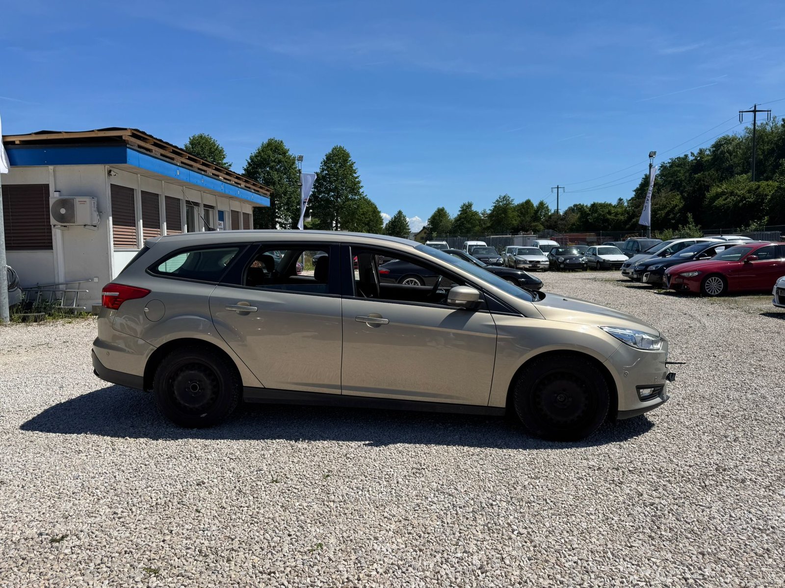 FORD Focus 1.5 TDCi Business PowerShift, Diesel, Occasion / Utilisé, Automatique - 4