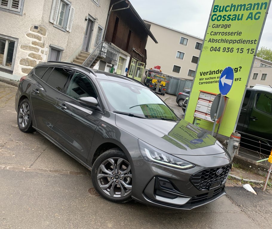 FORD FOCUS 1.0i EcoB Hybrid 155 ST-Line X