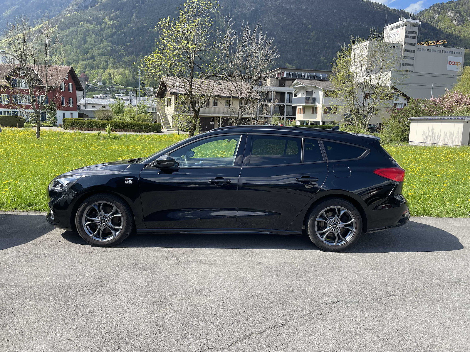 FORD Focus Station Wagon 1.0i EcoB 125PS ST-Line, Essence, Occasion / Utilisé, Manuelle - 3