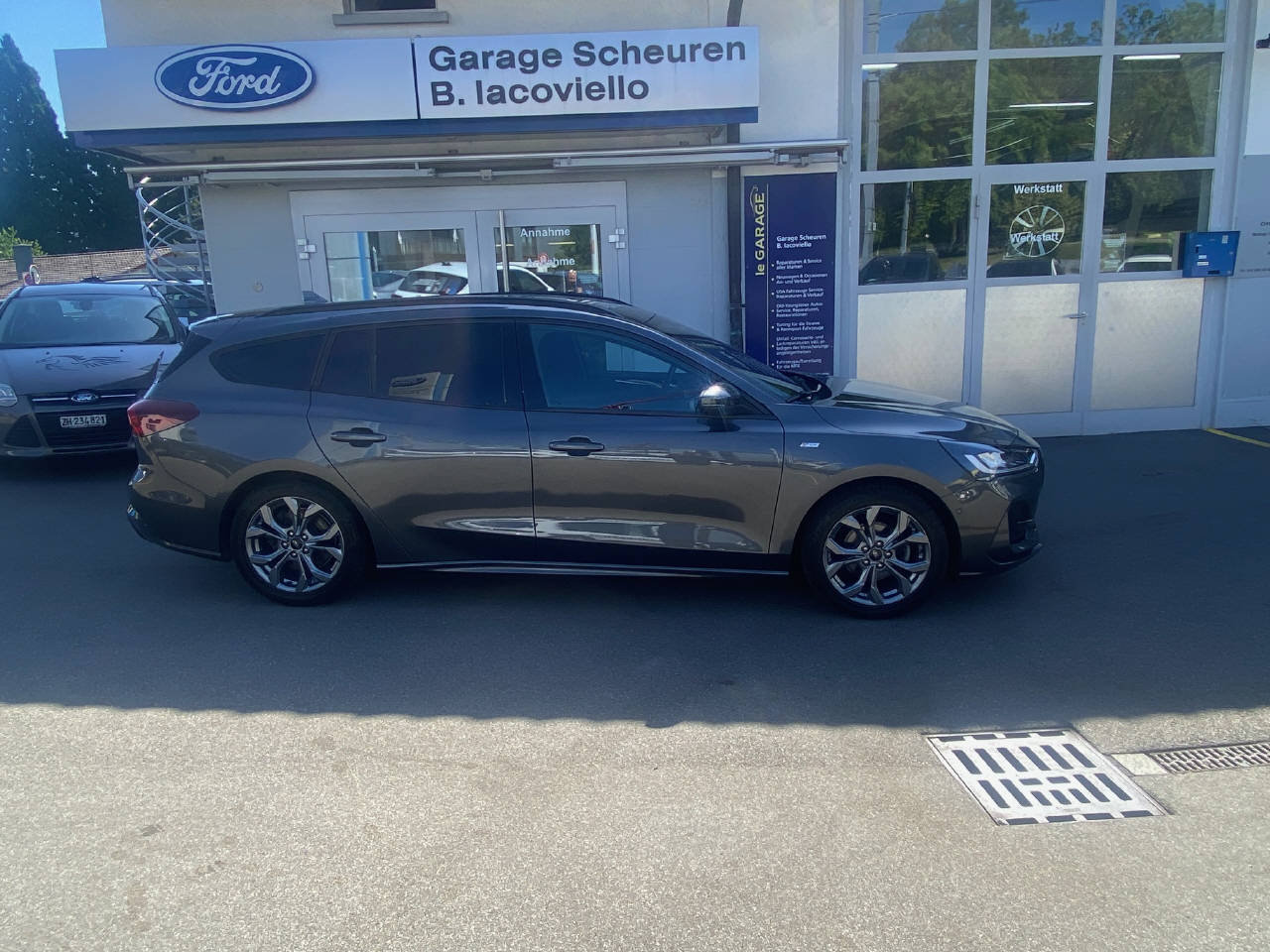 FORD Focus Station Wagon 1.0i EcoB Hybrid 155 ST-Line, Hybride Léger Essence/Électricité, Occasion / Utilisé, Automatique - 7