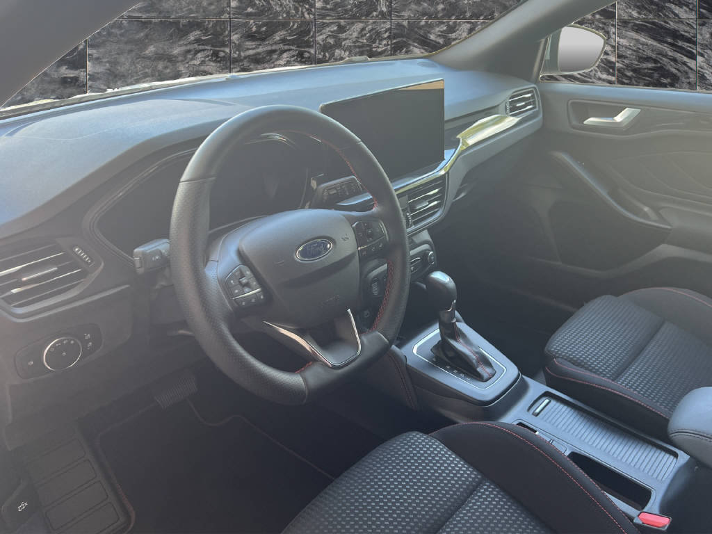 FORD Focus Station Wagon 1.0i EcoB Mild-Hybrid 155 ST-Line X, Mild-Hybrid Petrol/Electric, Second hand / Used, Automatic - 7