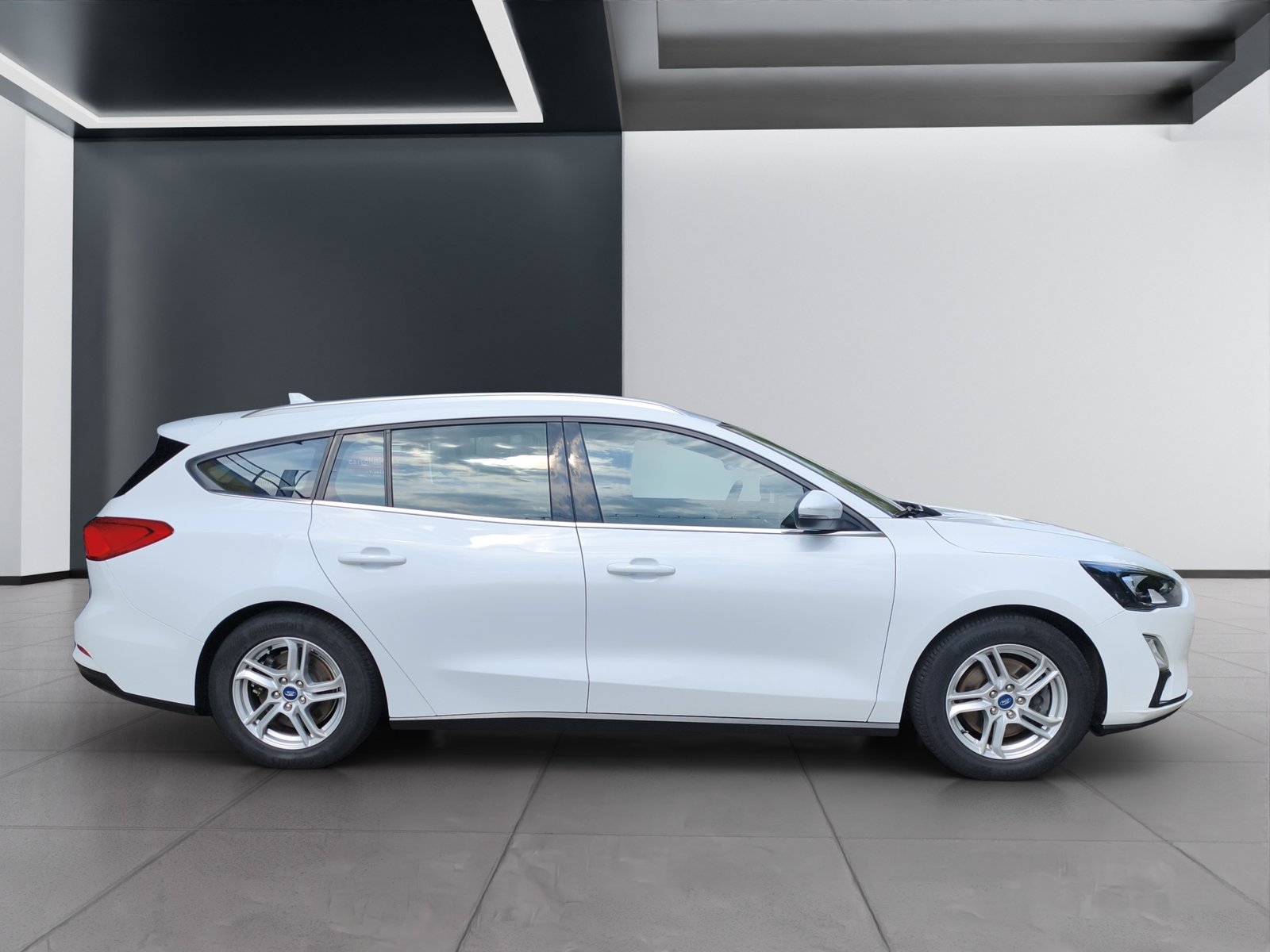 FORD Focus Kombi Diesel 1.5 EcoBlue 120 Trend, Diesel, Occasion / Gebraucht, Automatik - 2
