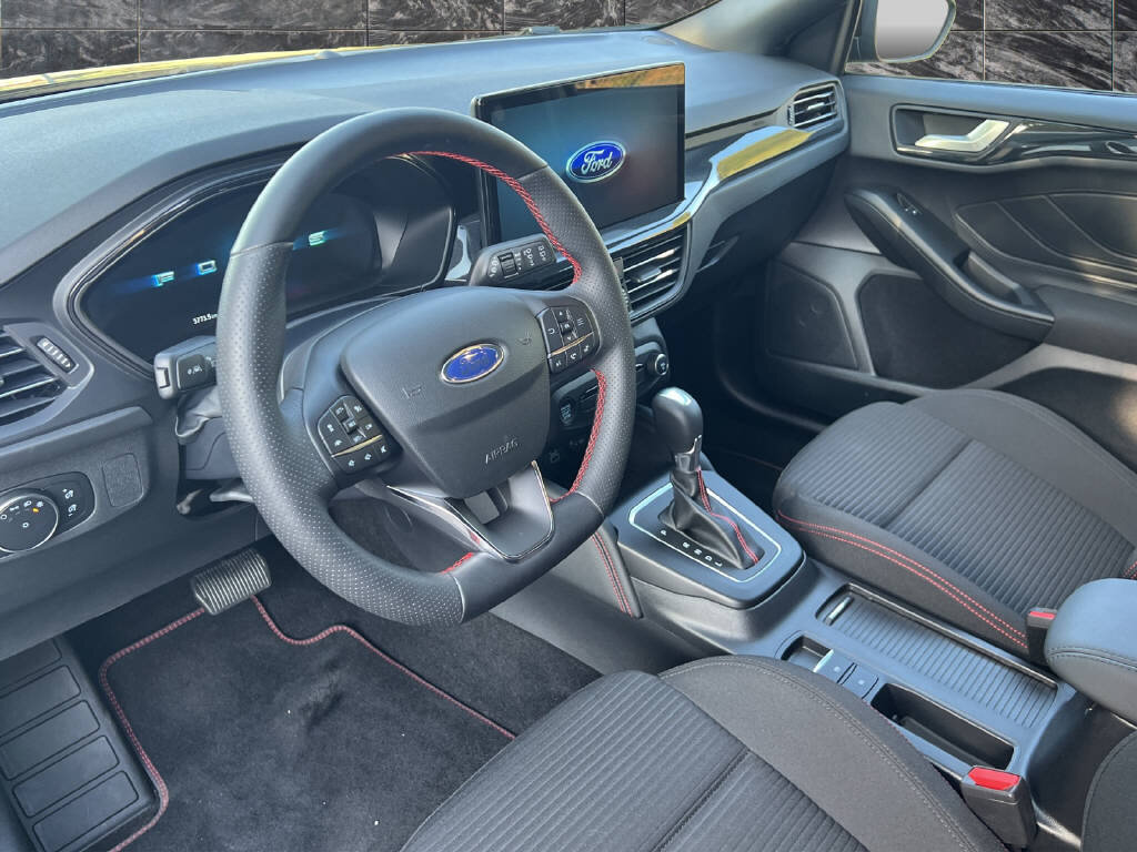 FORD Focus Station Wagon 1.0i EcoB Mild-Hybrid 155 ST-Line X, Mild-Hybrid Petrol/Electric, Second hand / Used, Automatic - 7