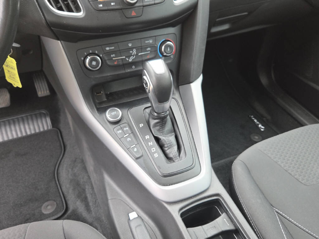 FORD Focus Station Wagon 1.0i EcoB 125 Freetech, Petrol, Second hand / Used, Automatic - 7