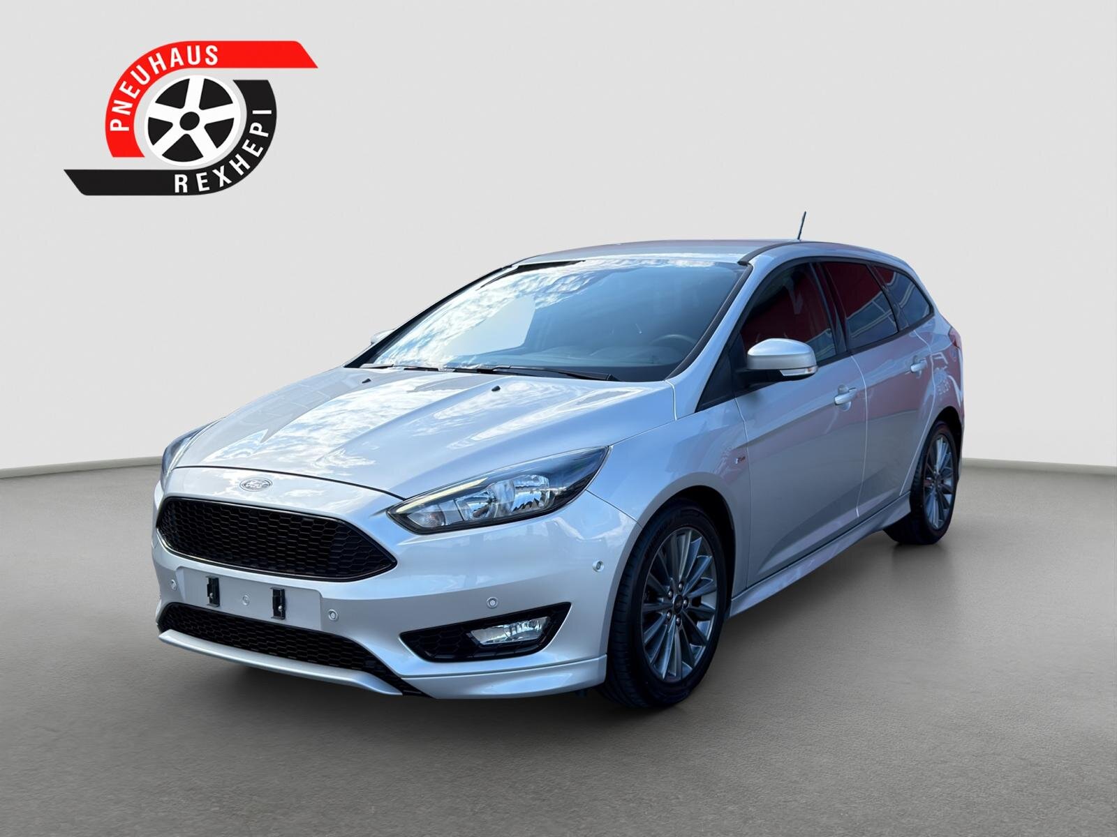 FORD Focus 1.5 SCTi ST Line Automatic