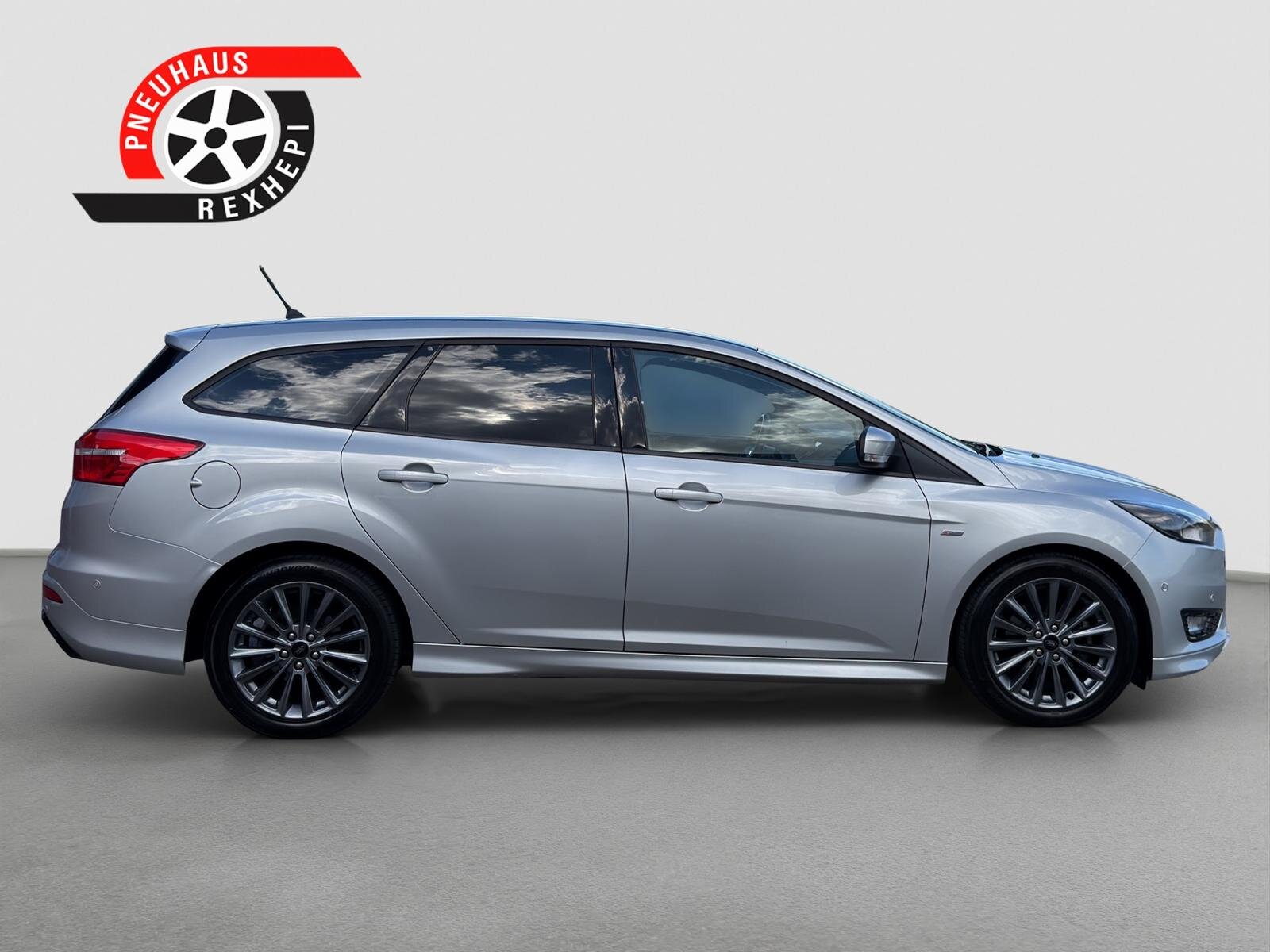 FORD Focus 1.5 SCTi ST Line Automatic, Essence, Occasion / Utilisé, Automatique - 7