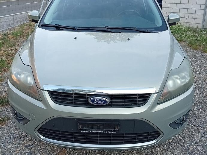 FORD Focus 2.0i Titanium, Benzin, Occasion / Gebraucht, Handschaltung