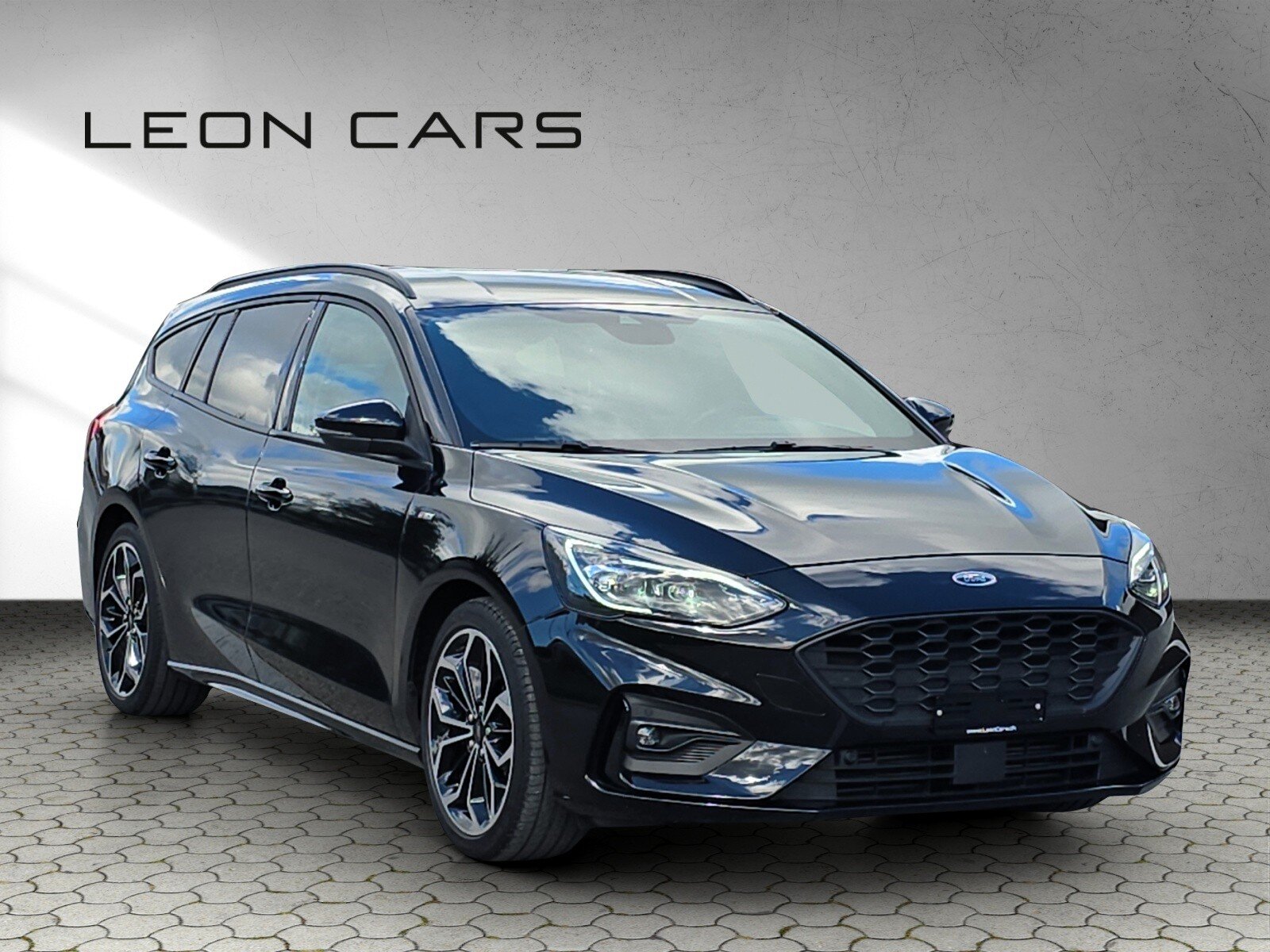 FORD Focus 1.5 SCTi ST Line X Automatic, Essence, Occasion / Utilisé, Automatique - 3