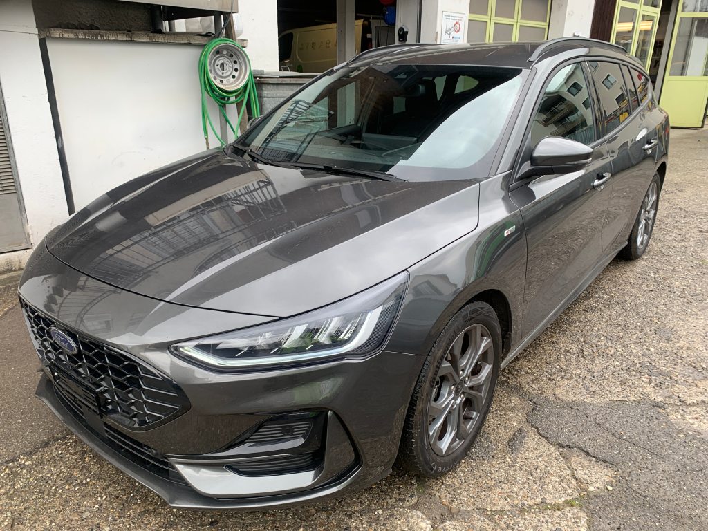 FORD FOCUS 1.0i EcoB Hybrid 155 ST-Line X, Mild-Hybrid Petrol/Electric, Second hand / Used, Automatic - 3