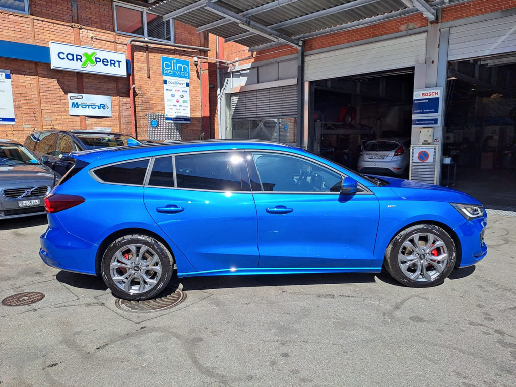 FORD Focus Station Wagon 1.0i EcoB Hybrid 155 ST-Line, Hybride Léger Essence/Électricité, Voiture de démonstration, Manuelle - 3