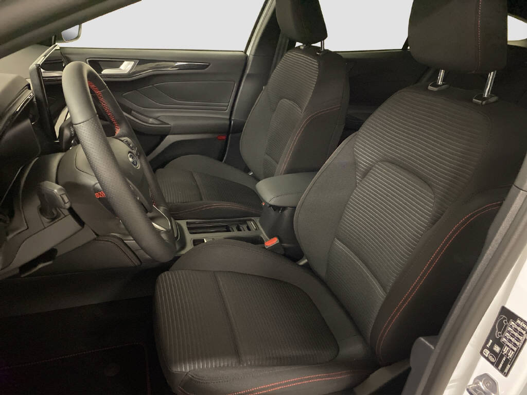 FORD Focus SW 1.0i EcoB Hybrid 155 ST-Line X, Mild-Hybrid Petrol/Electric, Ex-demonstrator, Automatic - 6