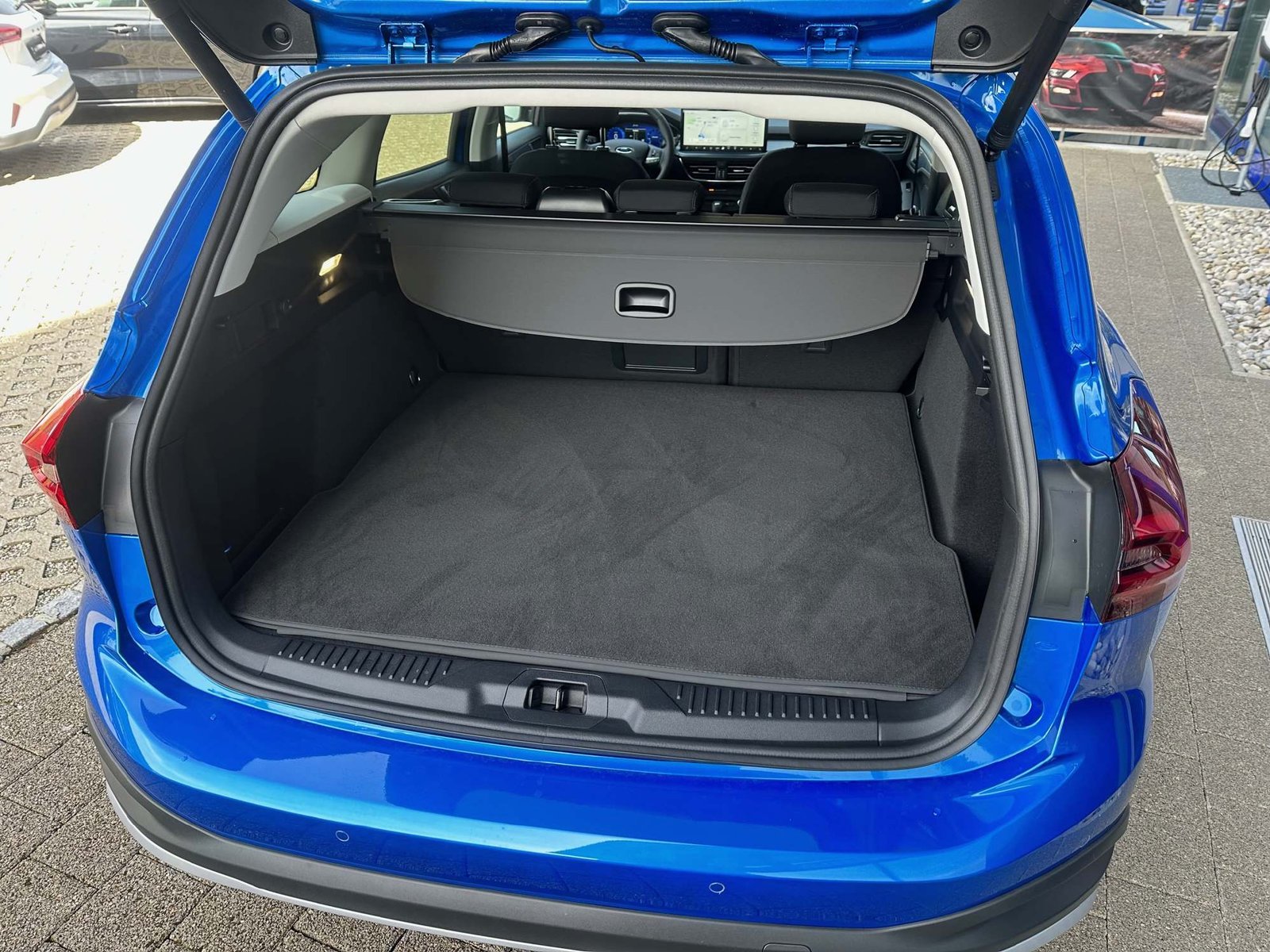 FORD Focus Station Wagon 1.0i EcoB Hybrid 155 Active X, Mild-Hybrid Benzin/Elektro, Vorführwagen, Automatik - 6