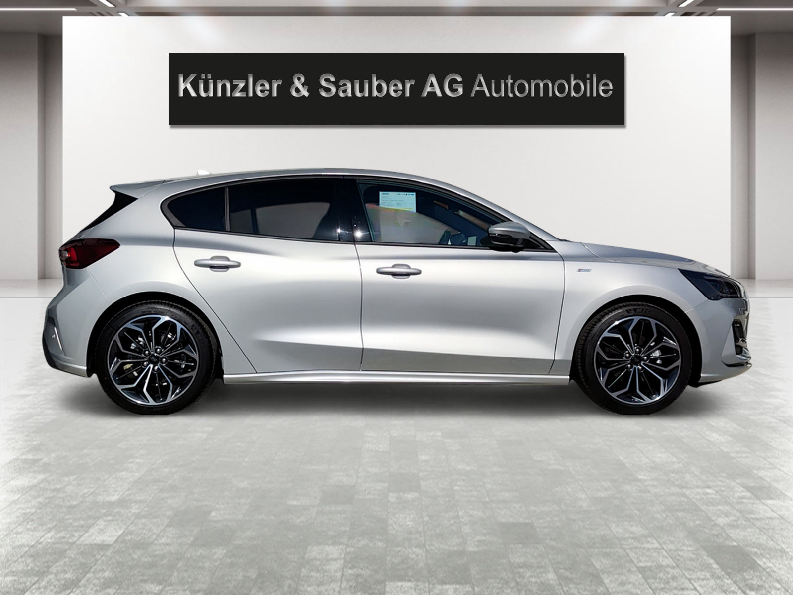 FORD Focus 1.0 MHEV ST-Line X Automat, Mild-Hybrid Petrol/Electric, New car, Automatic - 2