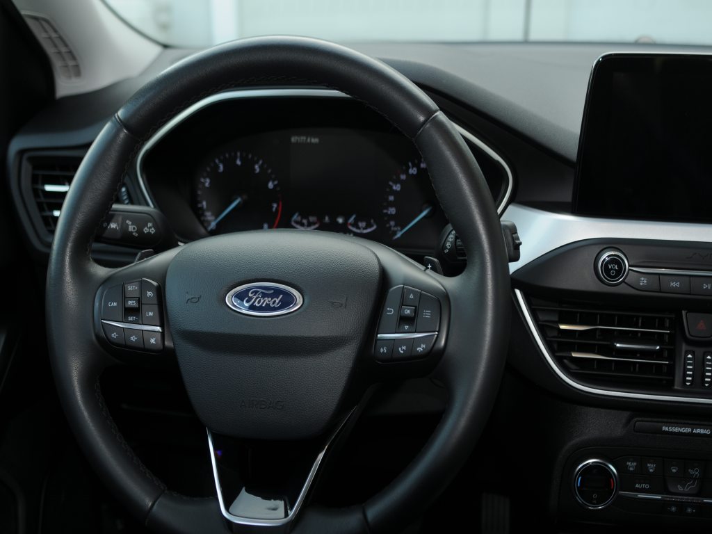 FORD FOCUS 1.0i EcoB 125 Trend+, Benzina, Occasioni / Usate, Automatico - 6