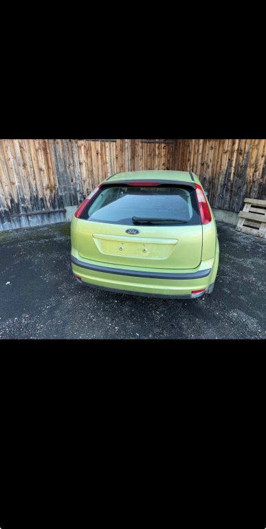 FORD FOCUS 1.8i 16V Carving, Benzina, Occasioni / Usate, Manuale - 3