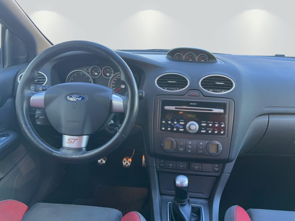 FORD Focus 2.5 Turbo ST, Essence, Occasion / Utilisé, Manuelle - 5