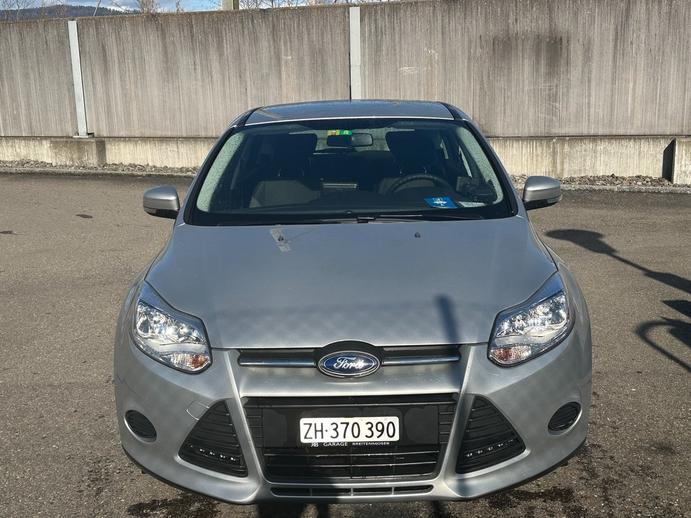 FORD Focus 1.0i EcoB 125 Trend, Petrol, Second hand / Used, Manual