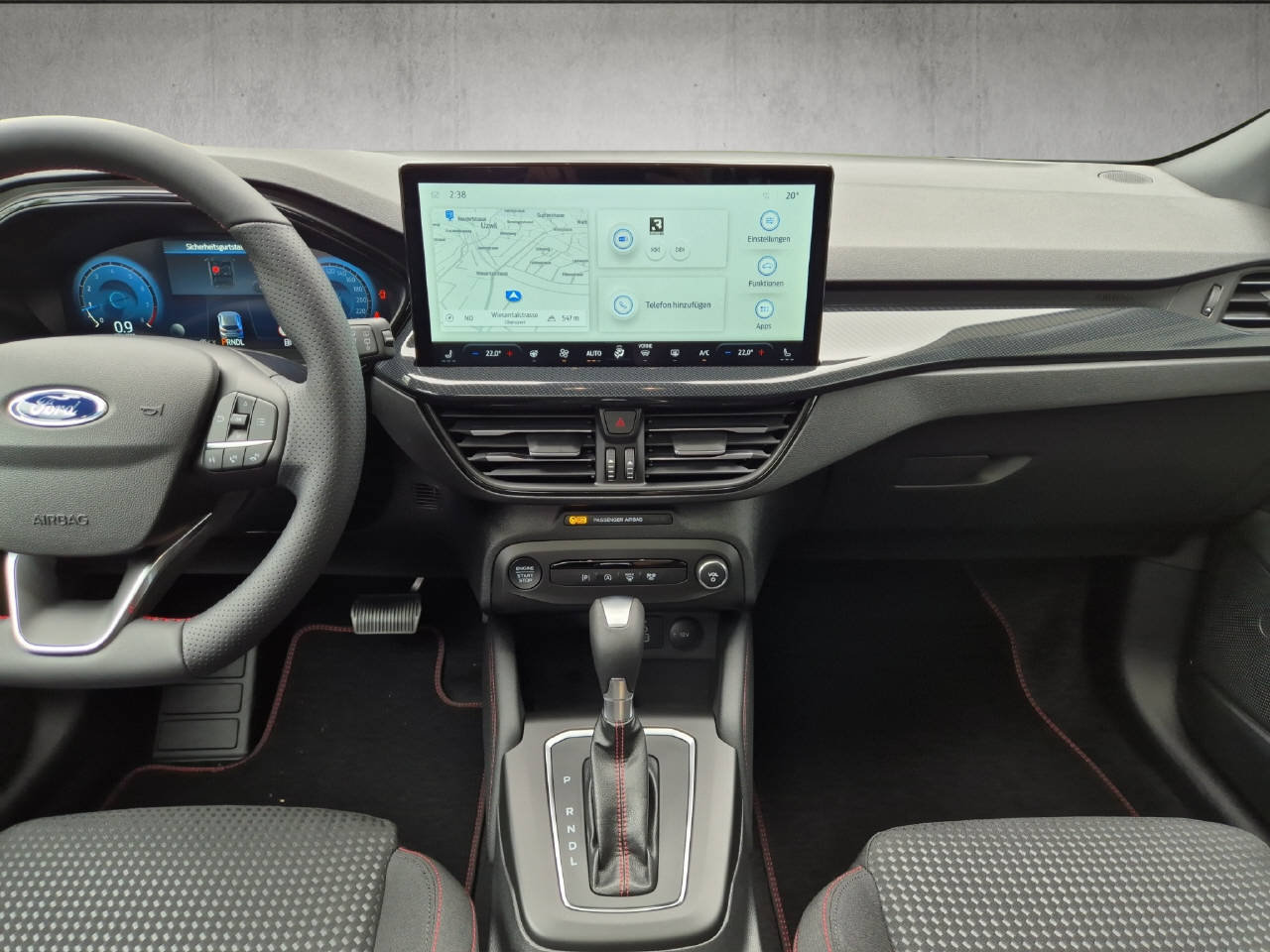 FORD Focus 1.0 EcoBoost Hybrid ST-Line X, Mild-Hybrid Benzin/Elektro, Occasion / Gebraucht, Automatik - 7