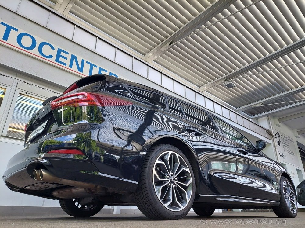 FORD Focus 1.0 MHEV ST-Line X Automat / Video : https://youtu.be/, Mild-Hybrid Petrol/Electric, Second hand / Used, Automatic - 3