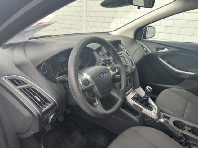 FORD Focus 1.0 SCTi Winner, Petrol, Second hand / Used, Manual - 6